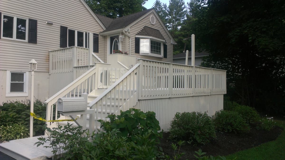 Wraparound deck and railings